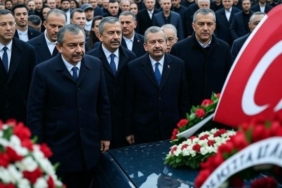 Sırrı Süreyya Önder Son Yolculuğuna Uğurlandı