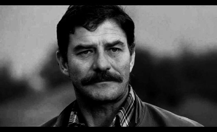 Yesilcamin Efsanevi Ismi Ahmet Mekin Hastaneye Kaldirildi